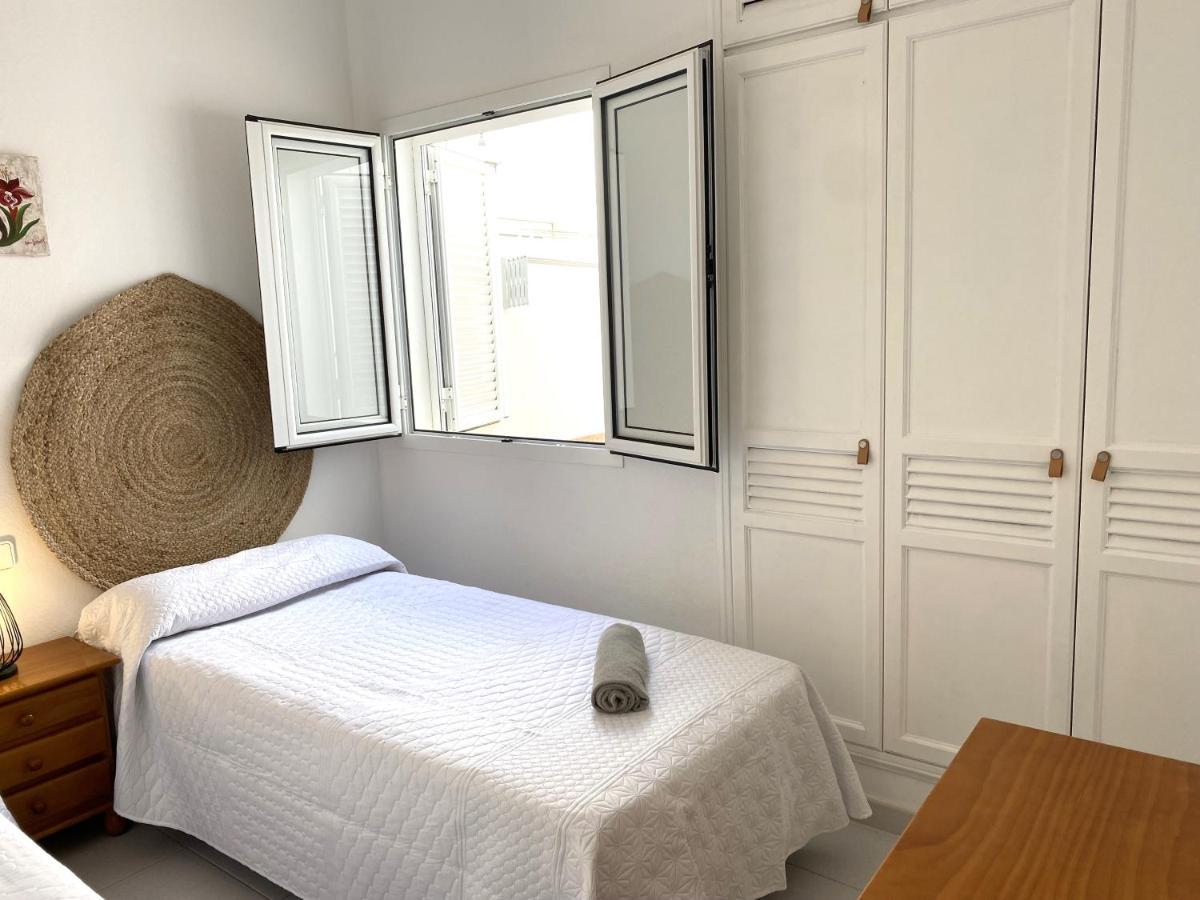 Apartamento Las Crucetas Калета де Себо Екстериор снимка